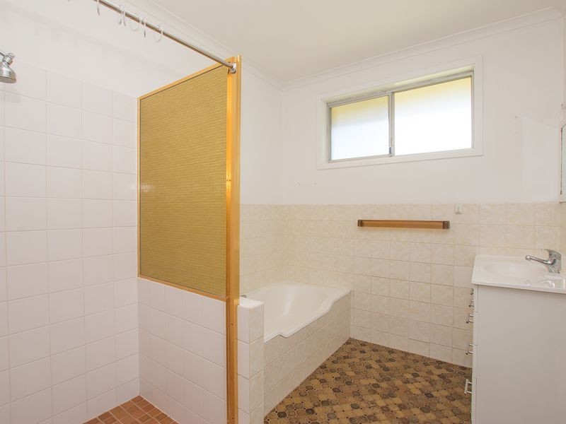 2 Valley Drive, Alstonville NSW 2477