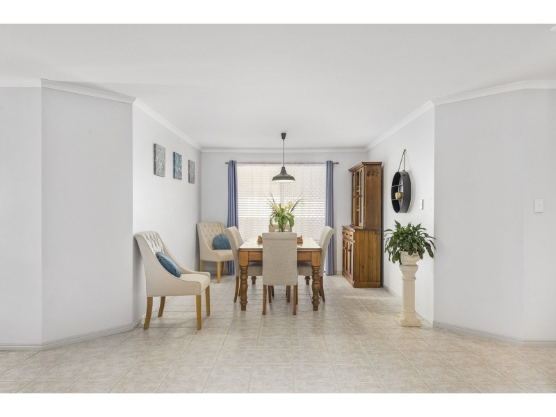 8 Hellyar Drive, Wollongbar NSW 2477