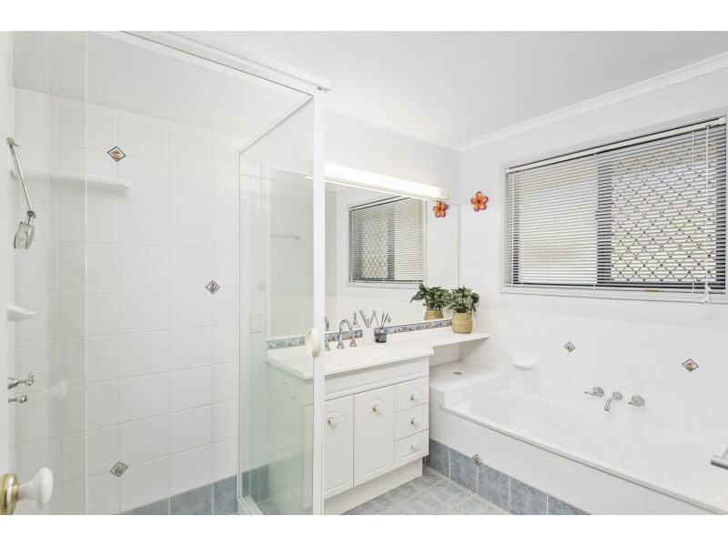 8 Hellyar Drive, Wollongbar NSW 2477