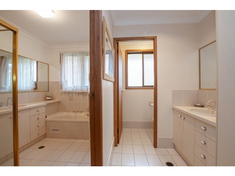 31 Valley Drive, Alstonville NSW 2477