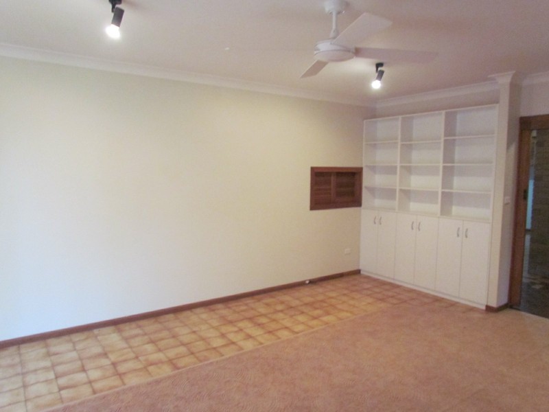 33 Robindale Drive, Wollongbar NSW 2477