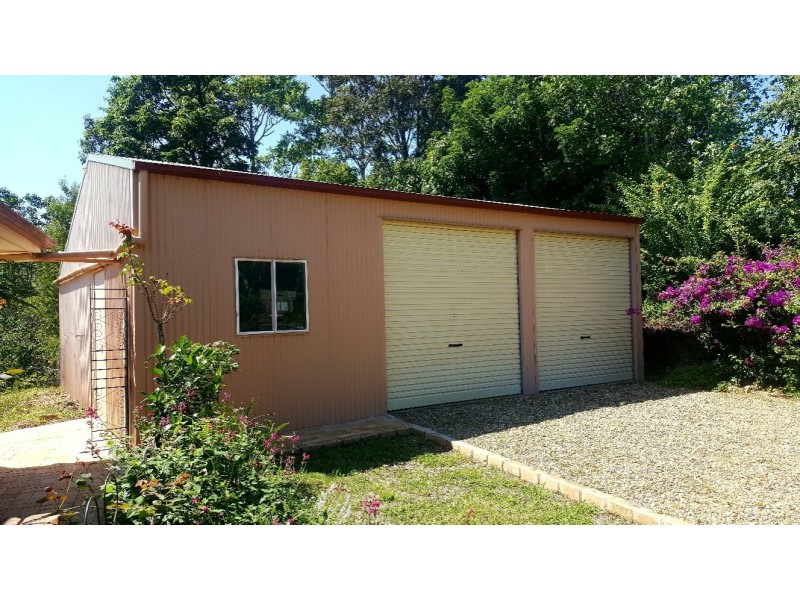 10 Carabeen Place, Mcleans Ridges NSW 2480