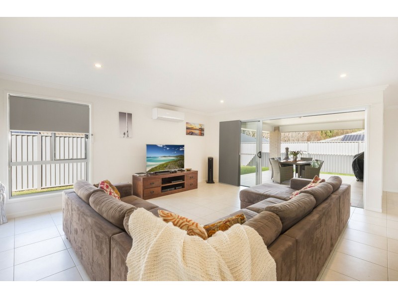 9 Murrogun Place, Wollongbar NSW 2477