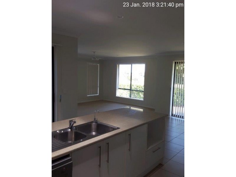 2/30a Smiths Lane, Wollongbar NSW 2477
