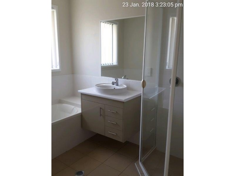 2/30a Smiths Lane, Wollongbar NSW 2477
