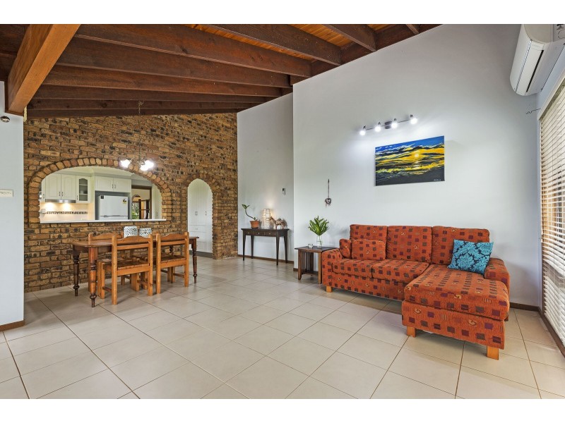 9 Valley Drive, Alstonville NSW 2477