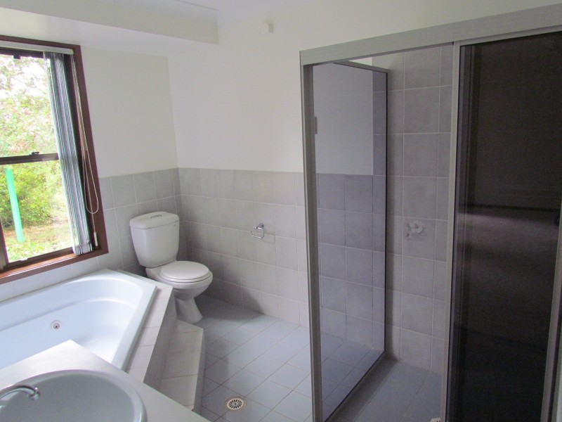 12 Gilmore Close, Wollongbar NSW 2477