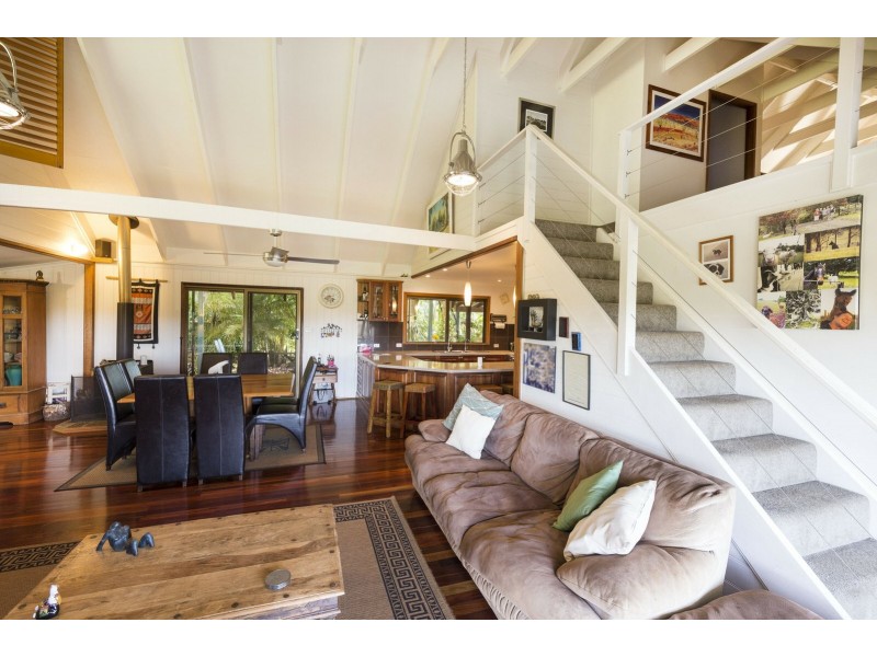 755 Houghlahans Creek Road, Pearces Creek NSW 2477