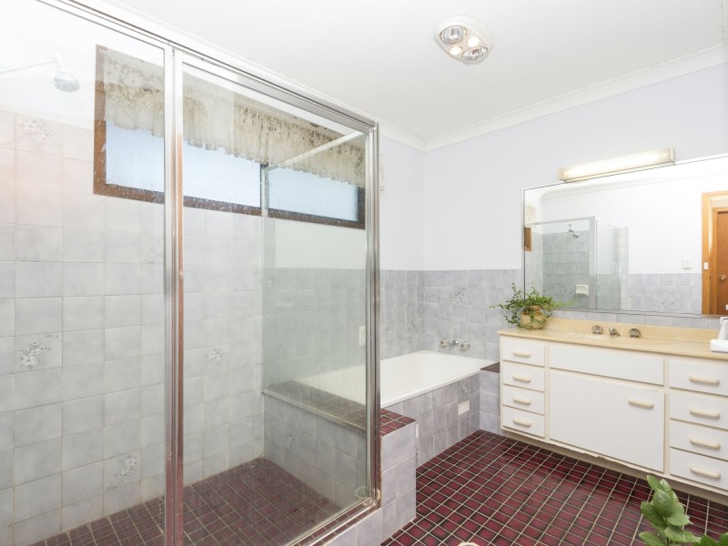 27 Whipps Avenue, Alstonville NSW 2477