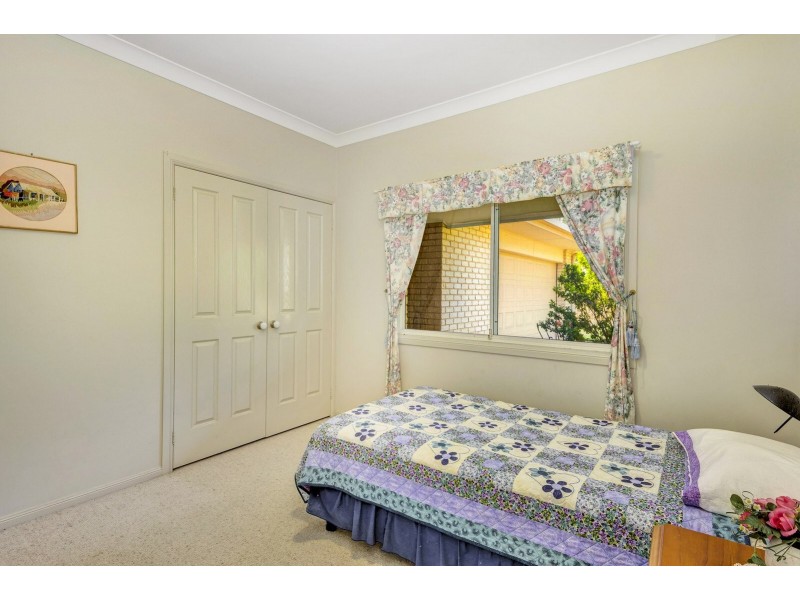 26 Towalbyn Place, Uralba NSW 2477
