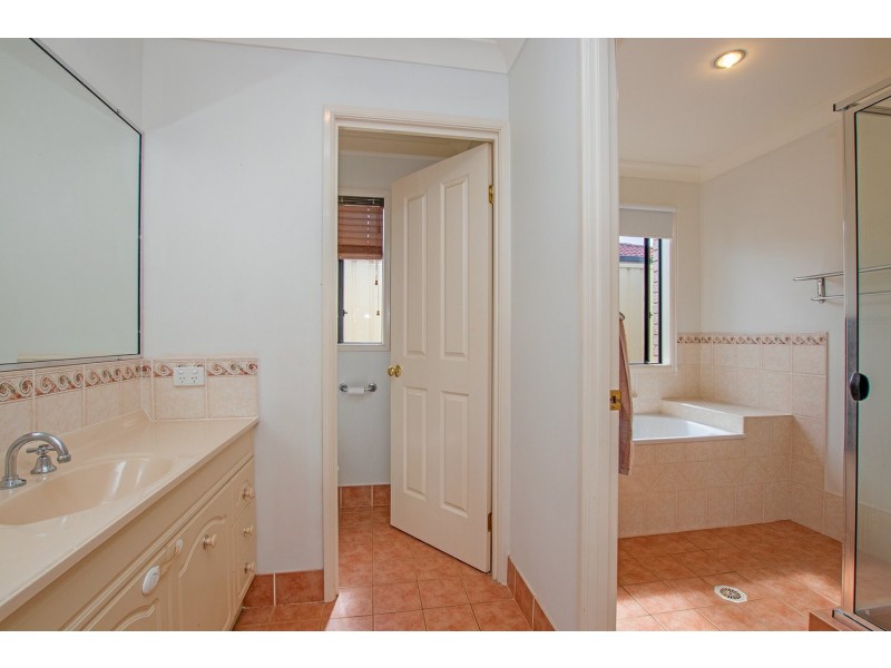 16 Hellyar Drive, Wollongbar NSW 2477