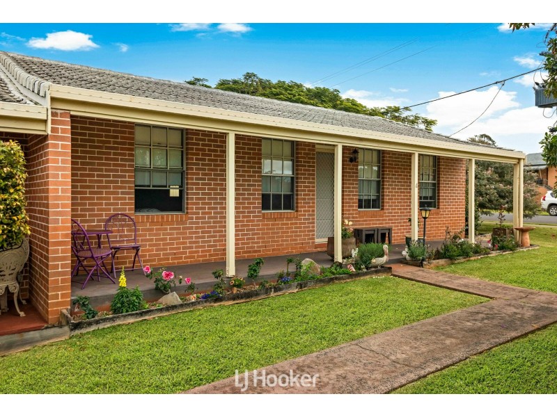 Unit 4/8-10 Rifle Range Road, Wollongbar NSW 2477