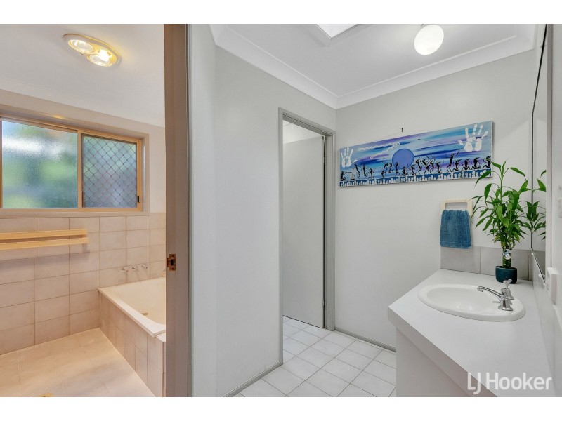 Unit 2/1 Dalmacia Drive, Wollongbar NSW 2477
