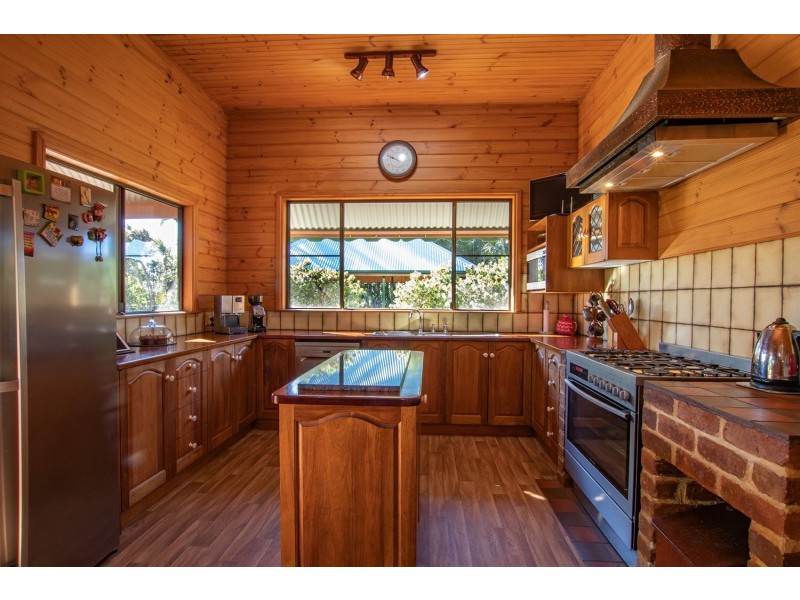 145 Victoria Park Road, Dalwood NSW 2477