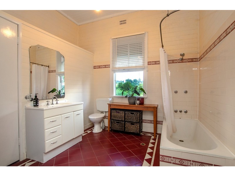 27 Paradise Court, Mcleans Ridges NSW 2480