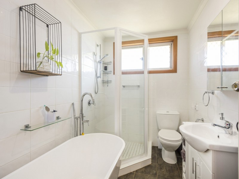 Unit 1 & 2/15 Greenhills Drive, Goonellabah NSW 2480