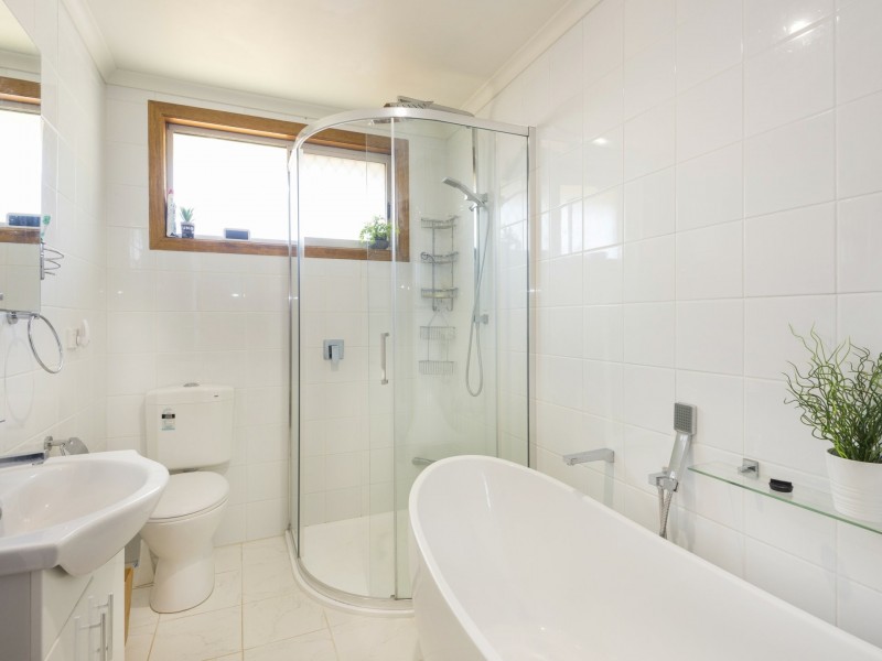 Unit 1 & 2/15 Greenhills Drive, Goonellabah NSW 2480