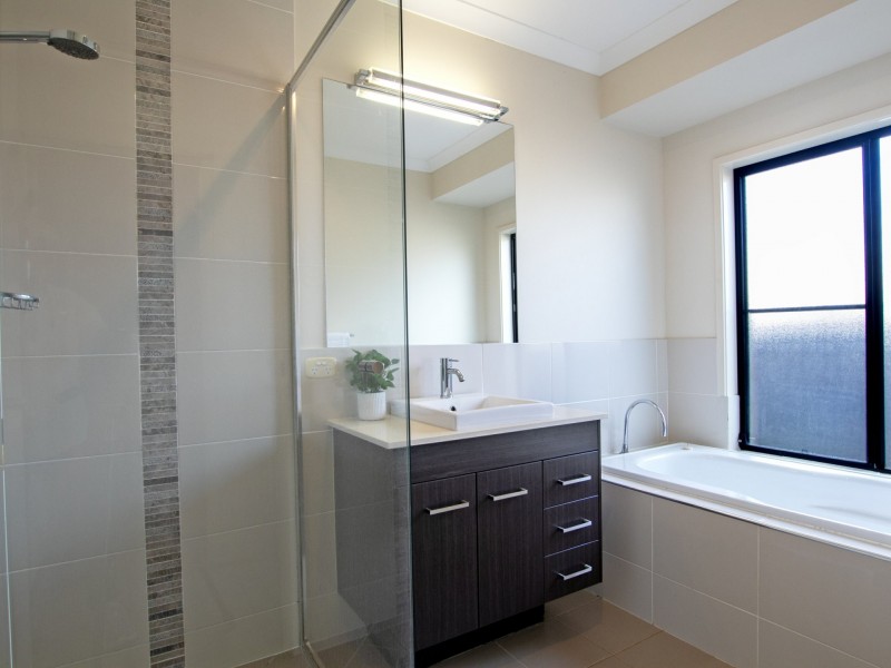 12 Clovelly Place, Wollongbar NSW 2477