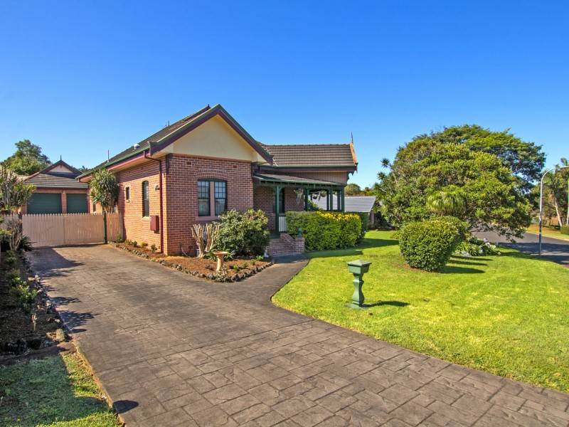 11 Dalmacia Drive, Wollongbar NSW 2477