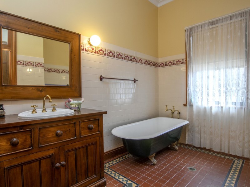 11 Dalmacia Drive, Wollongbar NSW 2477