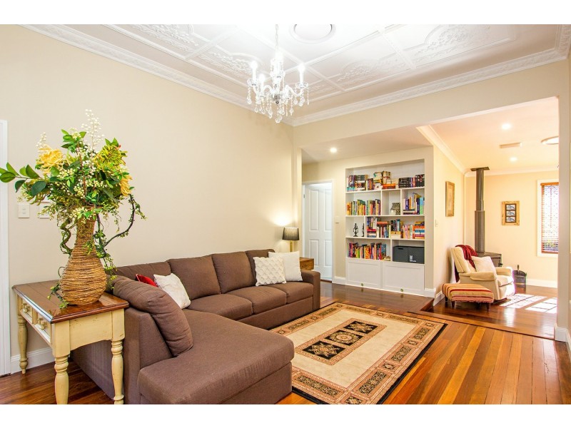 30 Avondale Avenue, East Lismore NSW 2480