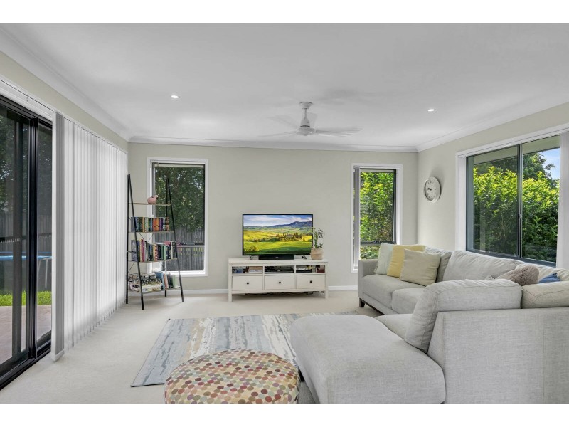 2/30a Smiths Lane, Wollongbar NSW 2477