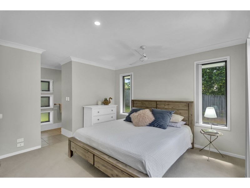 2/30a Smiths Lane, Wollongbar NSW 2477
