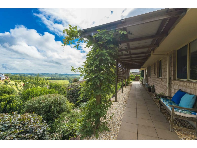 8 Selkirk Place, Wollongbar NSW 2477