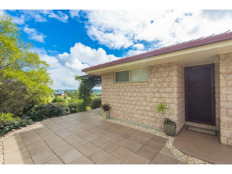 8 Selkirk Place, Wollongbar NSW 2477