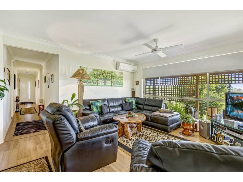 8 Selkirk Place, Wollongbar NSW 2477