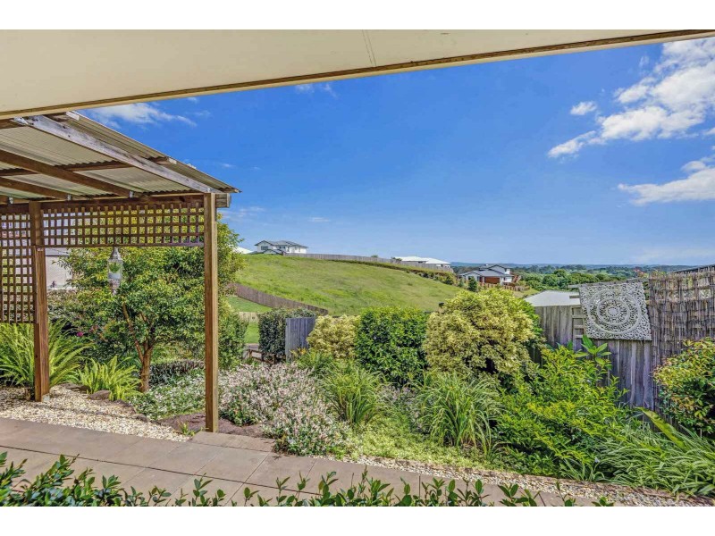 8 Selkirk Place, Wollongbar NSW 2477