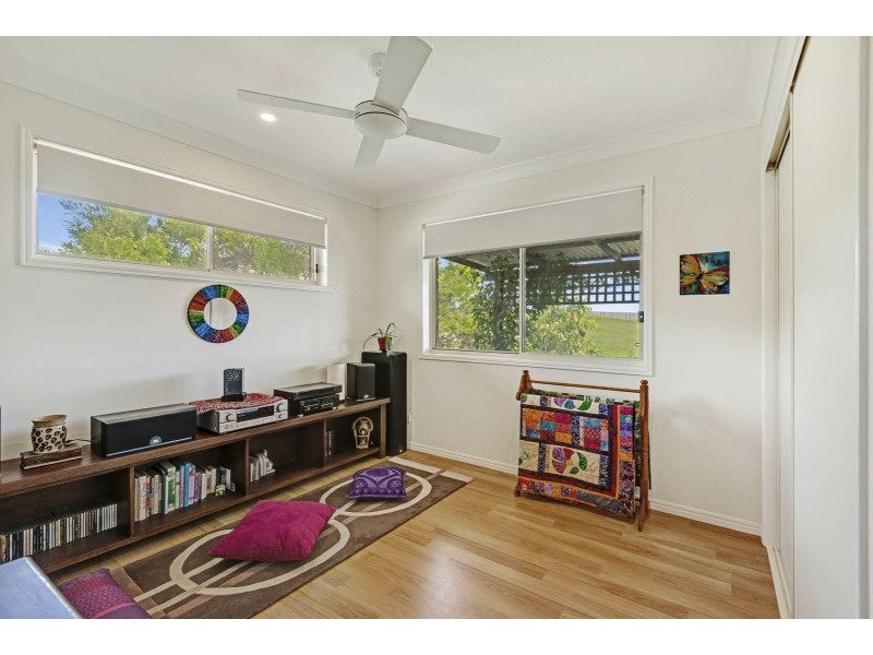 8 Selkirk Place, Wollongbar NSW 2477
