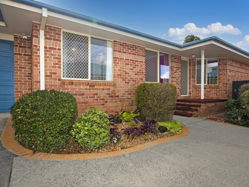 2/64 Hellyar Drive, Wollongbar NSW 2477