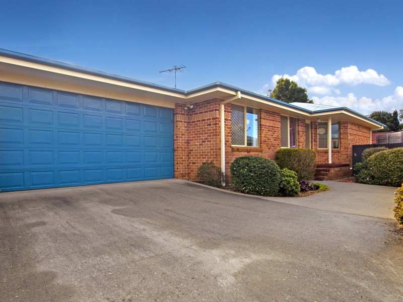 2/64 Hellyar Drive, Wollongbar NSW 2477