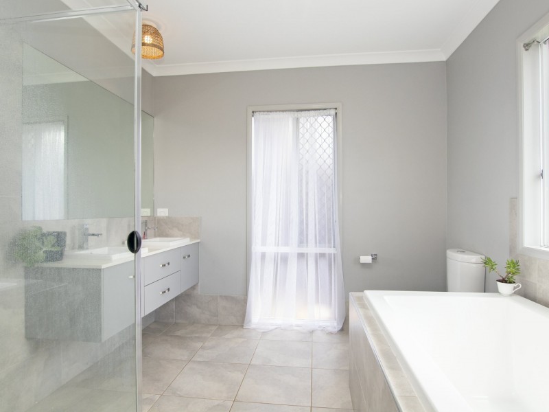 53 Plateau Drive, Wollongbar NSW 2477