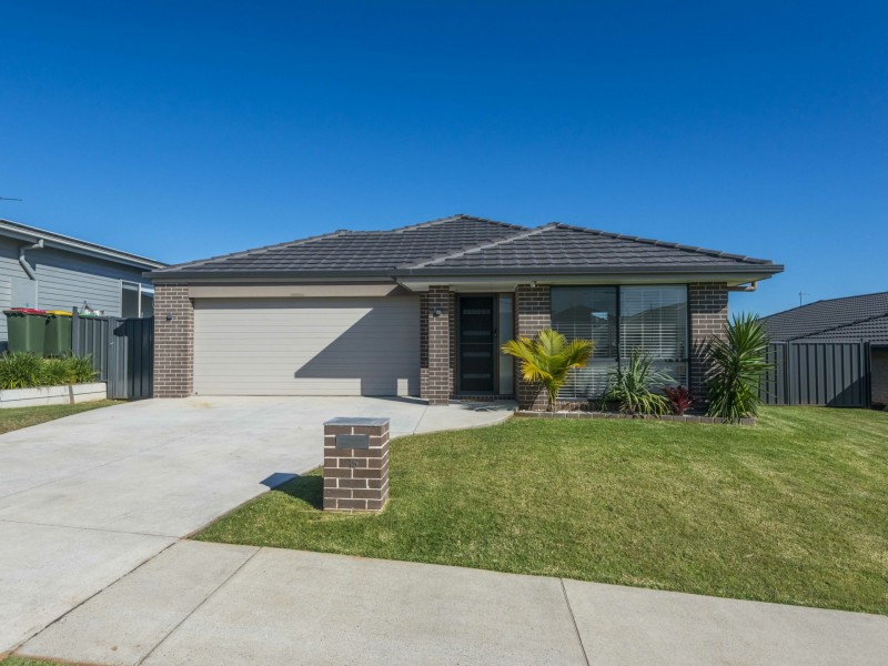 15 Trelawney Avenue, Wollongbar NSW 2477