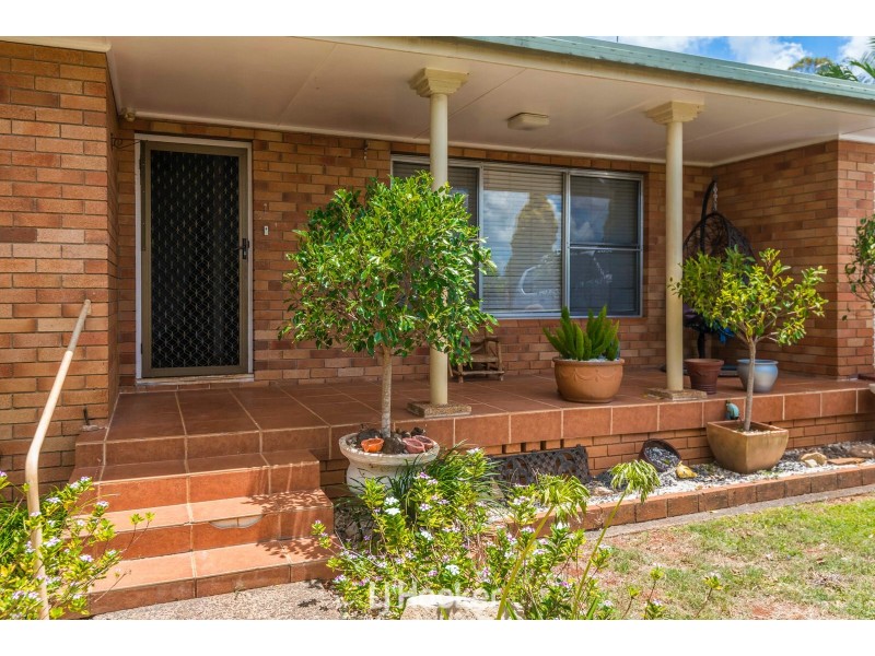 5 Francis Avenue (aka 1 Campbell Av), Wollongbar NSW 2477