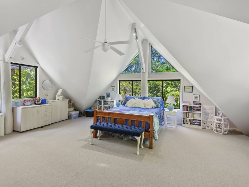 8 Randle Road, Marom Creek NSW 2480