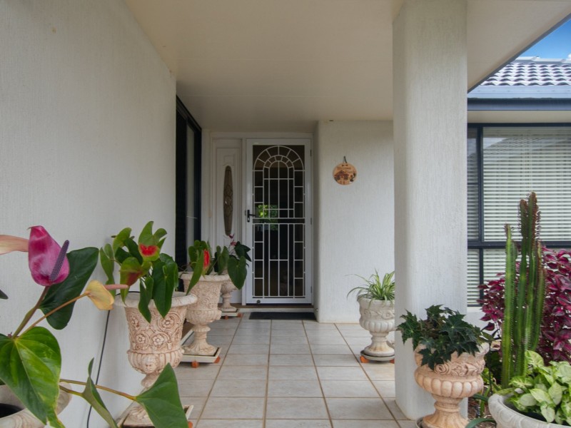 8 Kings Park Court, Wollongbar NSW 2477