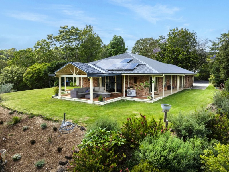 10 Carabeen Place, Mcleans Ridges NSW 2480