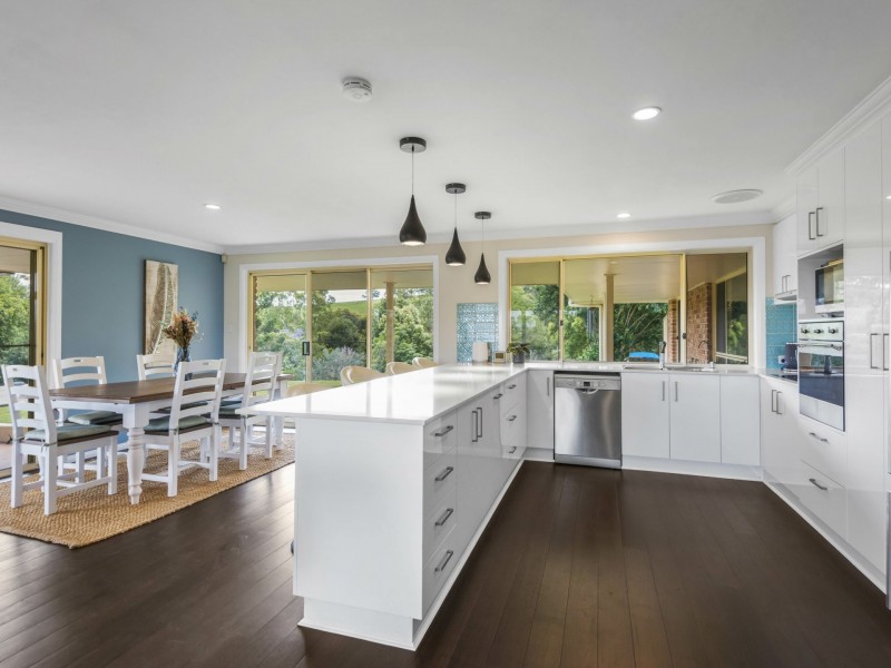 10 Carabeen Place, Mcleans Ridges NSW 2480