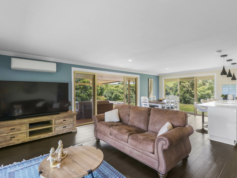 10 Carabeen Place, Mcleans Ridges NSW 2480