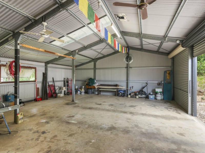 10 Carabeen Place, Mcleans Ridges NSW 2480