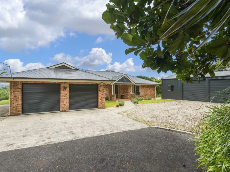 10 Carabeen Place, Mcleans Ridges NSW 2480