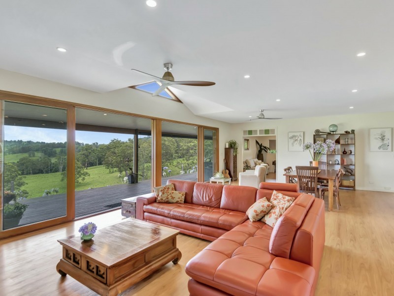 219 Henson Road, Wyrallah NSW 2480