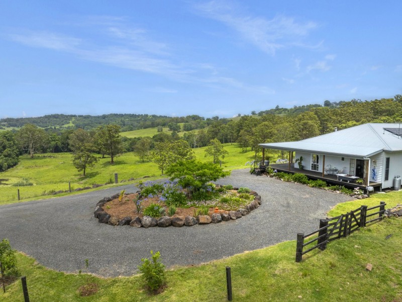 219 Henson Road, Wyrallah NSW 2480