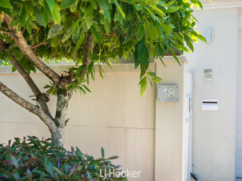 18 Woodfield Crescent, East Ballina NSW 2478