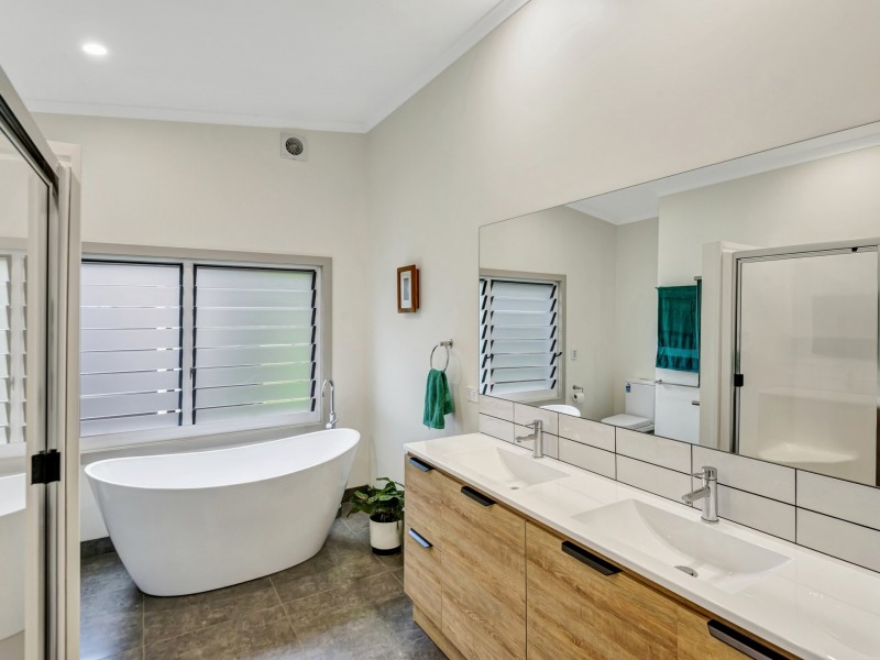 708 Marom Creek Road, Marom Creek NSW 2480