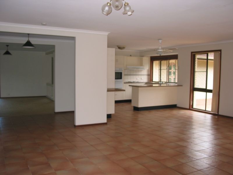 2 Mimosa Court, Wollongbar NSW 2477