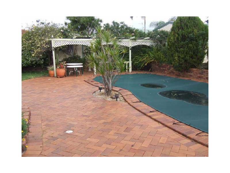 4 Suncrest Avenue, Alstonville NSW 2477